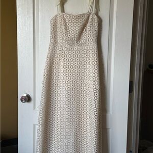 Elegant Cream Lace Dress